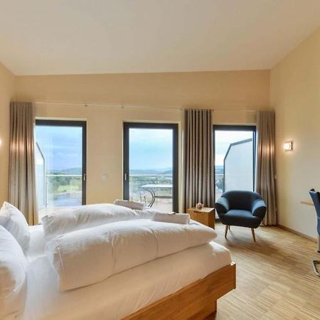 Hotel & Golfrestaurant Gut Wissmannshof Staufenberg  Buitenkant foto