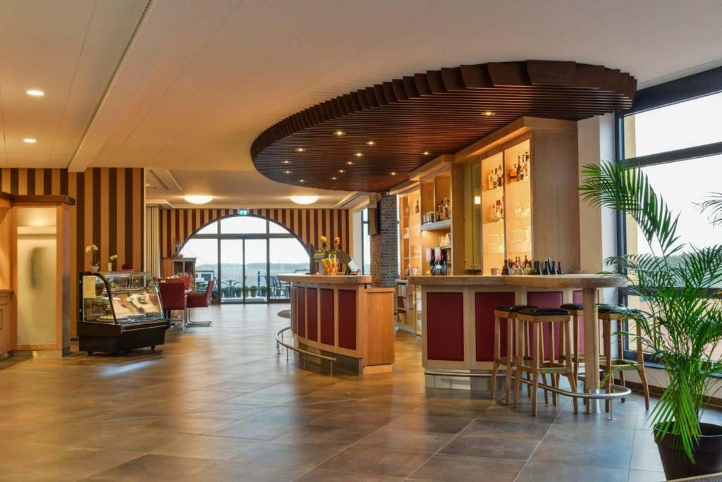 Hotel & Golfrestaurant Gut Wissmannshof Staufenberg  Buitenkant foto