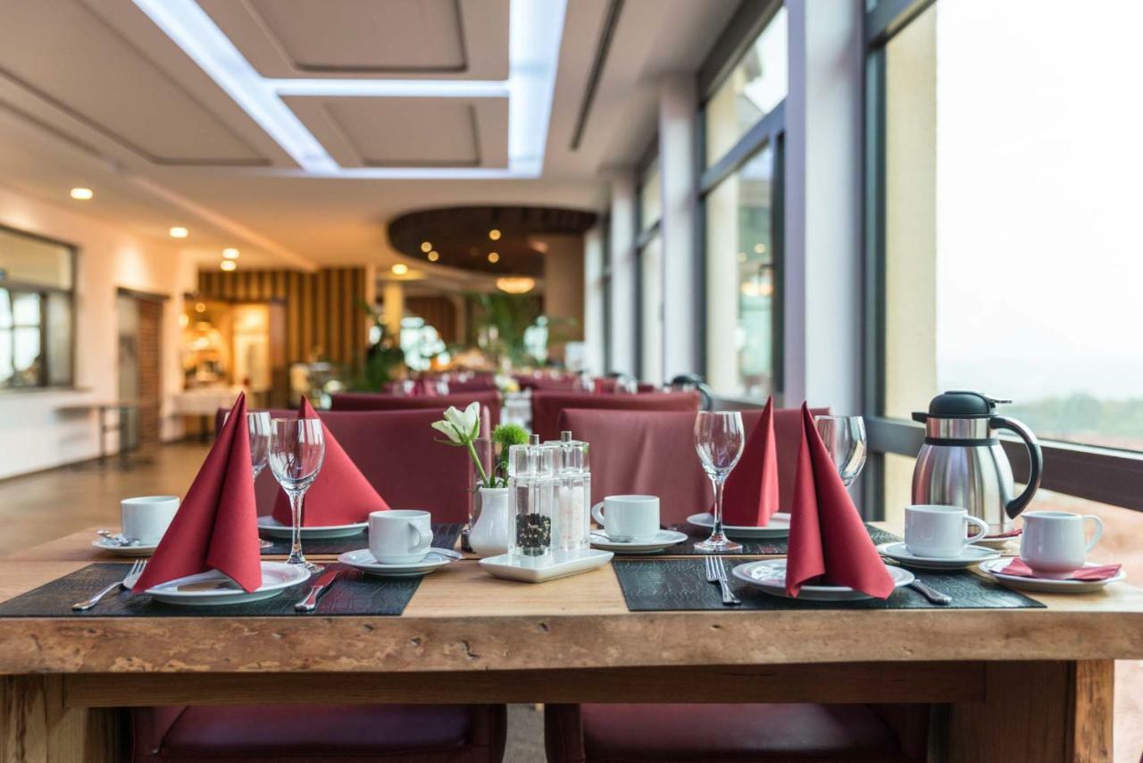Hotel & Golfrestaurant Gut Wissmannshof Staufenberg  Buitenkant foto