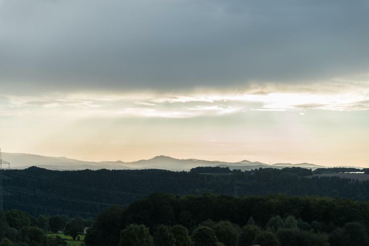 Hotel & Golfrestaurant Gut Wissmannshof Staufenberg  Buitenkant foto