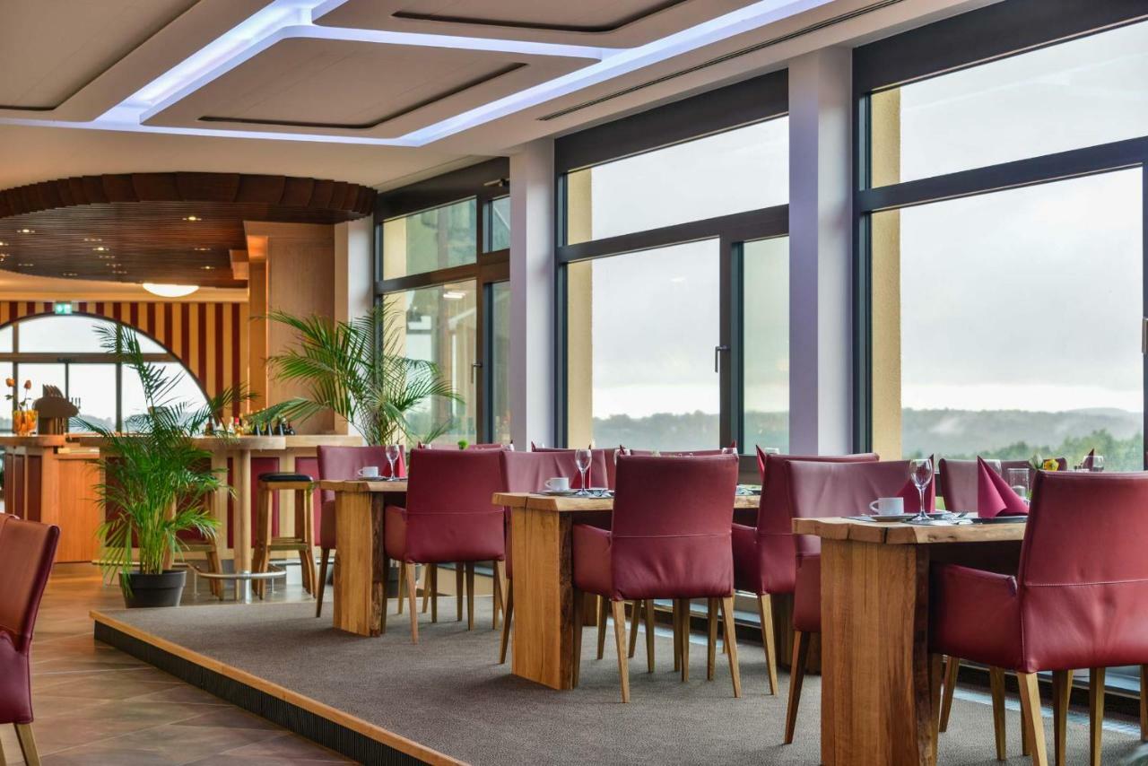 Hotel & Golfrestaurant Gut Wissmannshof Staufenberg  Buitenkant foto